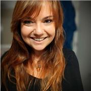 Tengo más de 7 años de experiencia como profesora de clases particulares en asignaturas de ciencias en todos los niveles de la ESO y bachillerato. Soy una persona muy organizada y responsable que disfruta explicando materias que le apasionan